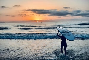 San Juan Beach: 2 Hour Table Surf Rental + Snack and Drink