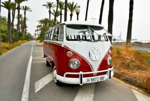 Tour d'epoca intorno ad Alicante in autentici furgoni Kombi T1