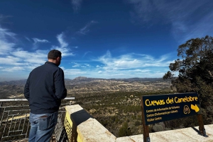 Besøg Cuevas de Canelobre og Museo de Música Étnica i Busot fra Alicante