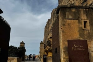 Visit Santa Barbara Castle in Alicante and Flamenco Show, Private Van