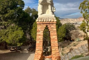 Alicante: Viinikierros 3 viinin maistajaisella ja La Mola -linna
