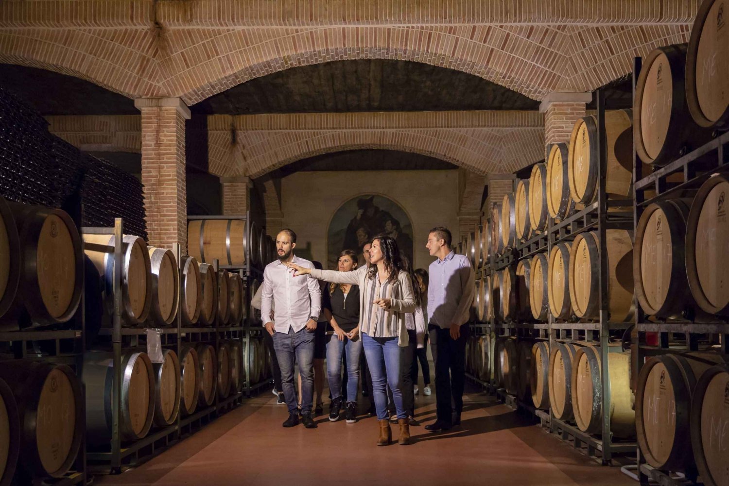 Degustazione di vini nella migliore cantina della Spagna da Alicante