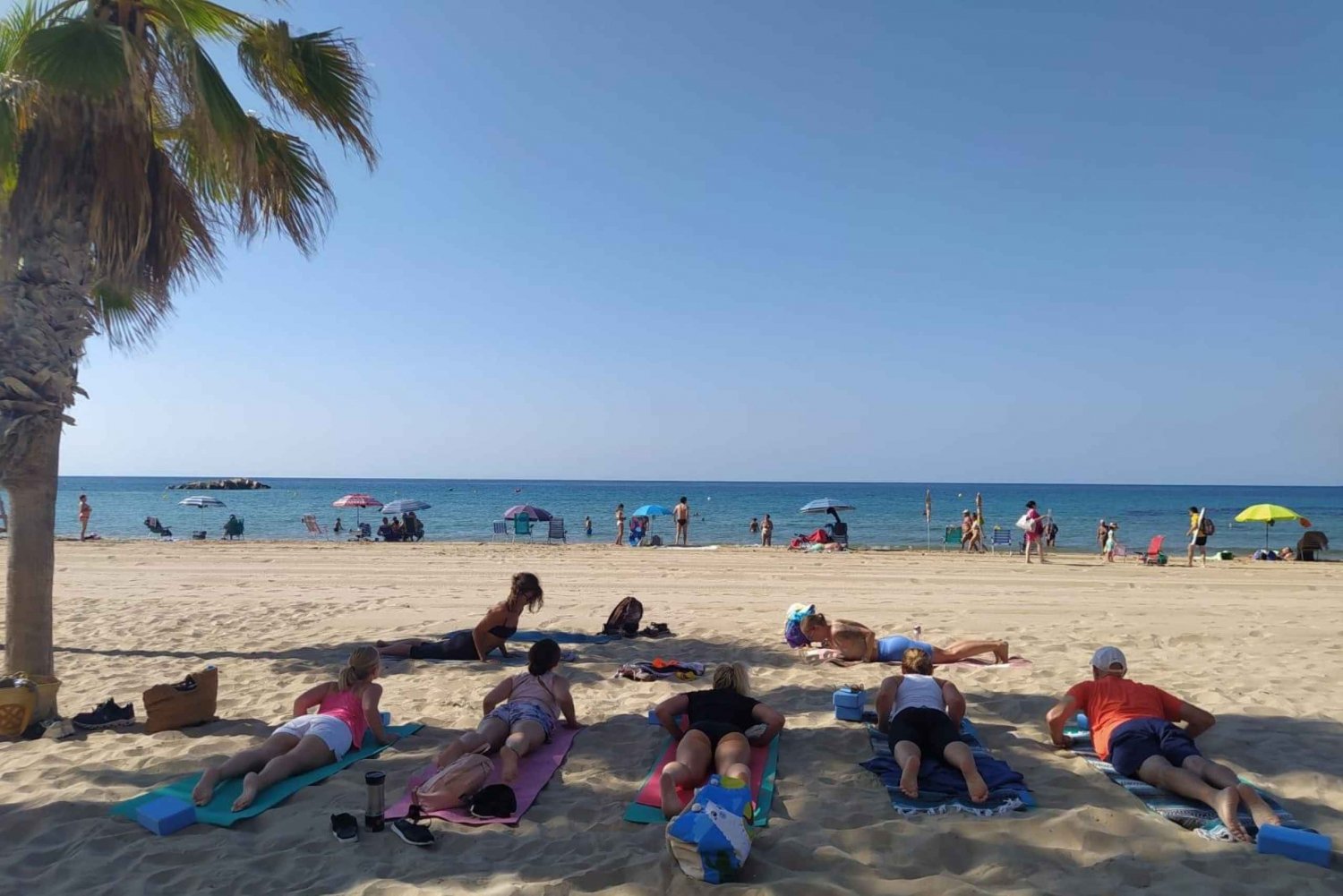 Yoga op het strand San Juan, Alicante