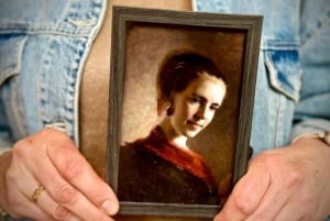 17th Century AI Portrait Photo Souvenir (TikTok Viral)