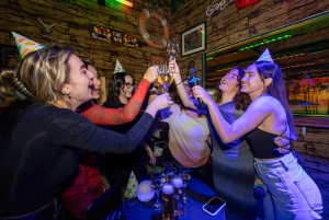 Aloha Amsterdam: Prywatna kabina karaoke z 20 000 utworów