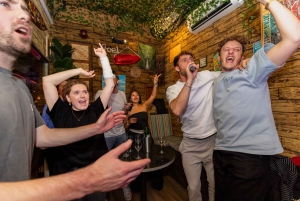 Aloha Amsterdam: Prywatna kabina karaoke z 20 000 utworów