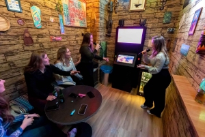 Aloha Amsterdam: Prywatna kabina karaoke z 20 000 utworów