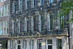 Längs de medeltida stadsmurarna