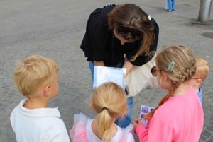Amsterdam: 1,5-hour Interactive Kids Tour in the City