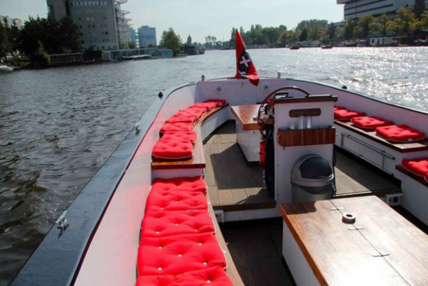 Amsterdam: 1.5-Hour Private Prosecco Canal Cruise