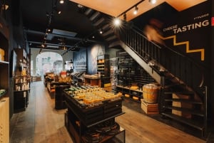 Amsterdam: 1-Hour Cheese and Wine Tasting by Old Amsterdam