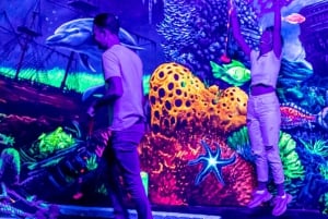 Amsterdam: 12-Hole Glow-in-the-Dark Mini-Golf Experience