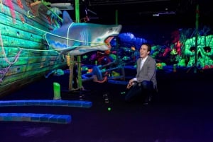 Aloha Amsterdam: 12-Hole Glow-in-the-Dark Mini-Golf