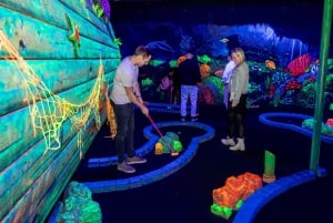 Amsterdam: 12-Hole Glow-in-the-Dark Mini-Golf Experience