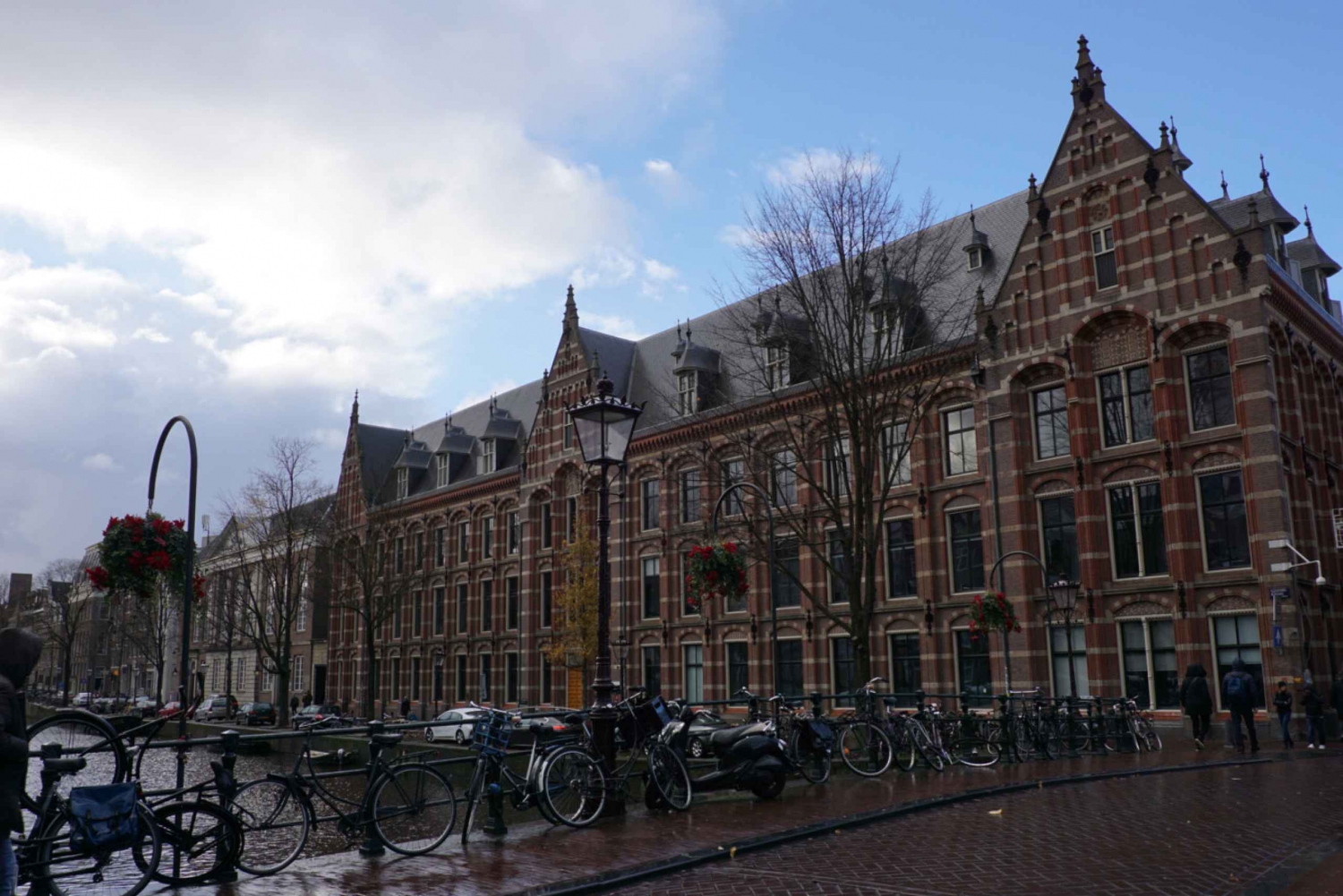 Amsterdam: 2-Hour Financial History Tour