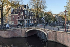 Amsterdam: 2-stündige Tour durch die Geschichte und Kultur mit einem Einheimischen