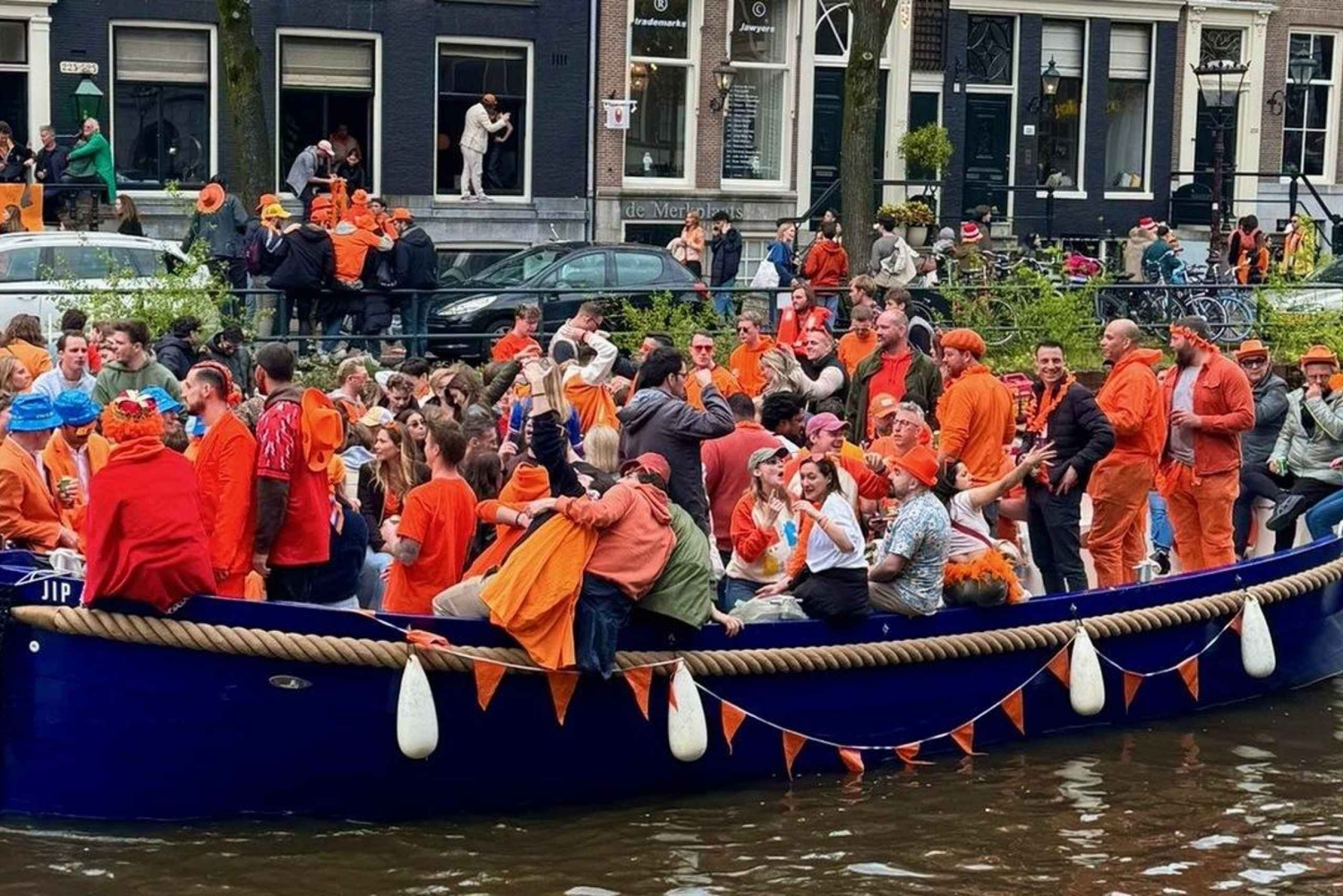 Amsterdam: 3 timmars båtparty på kungadagen med obegränsat antal drinkar