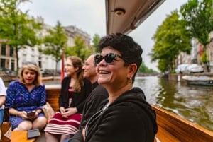 Amsterdam: 4-Hour Food and Canal Tour