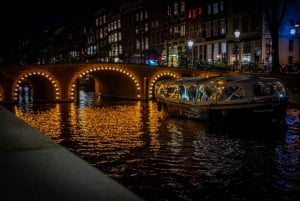 Amsterdam: Light Festival boat tour with Unlimited Drinks!