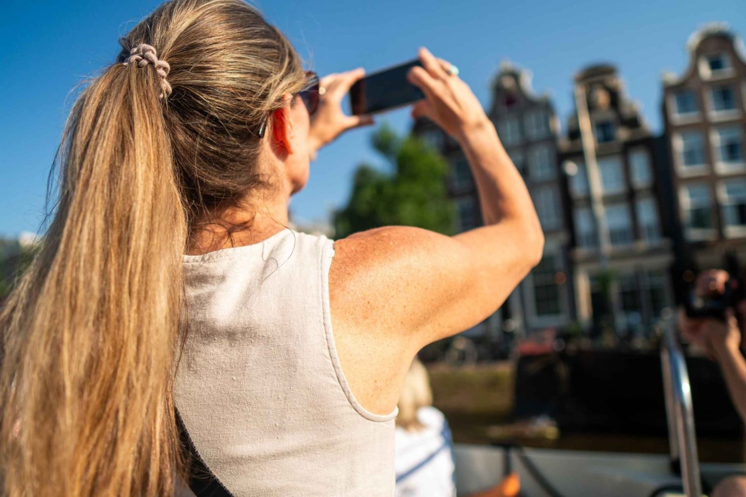 Amesterdão: cruzeiro de 90 minutos em pequenos grupos e guia local!