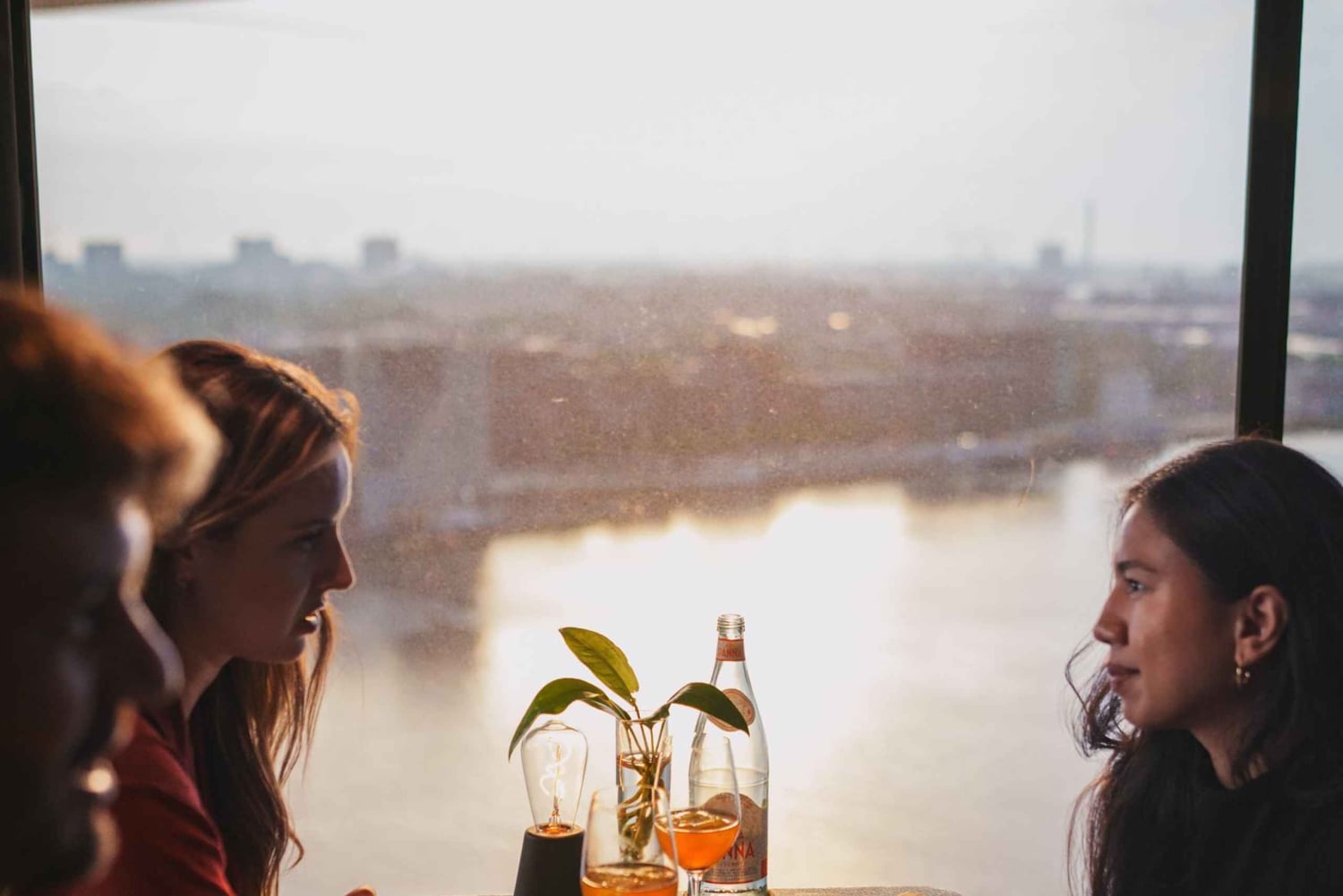 Amsterdam: A'DAM Lookout met ronddraaiend restaurant Moon