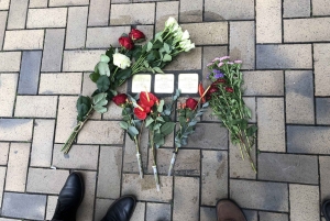 Amsterdam: Anne Frank and WWII Private Walking Tour