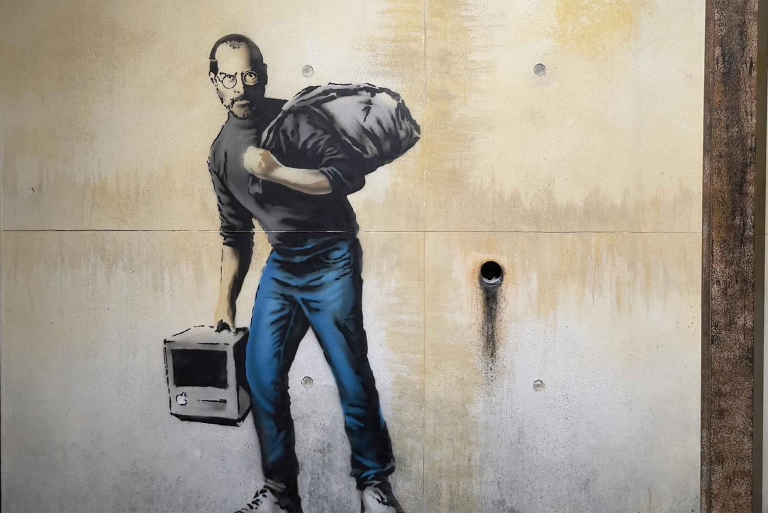 アムステルダム：バンクシー美術館入場チケットをご用意しております