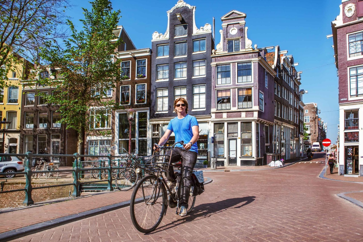 Amsterdam:: Cykeludlejning med gratis app til selvguidet tur