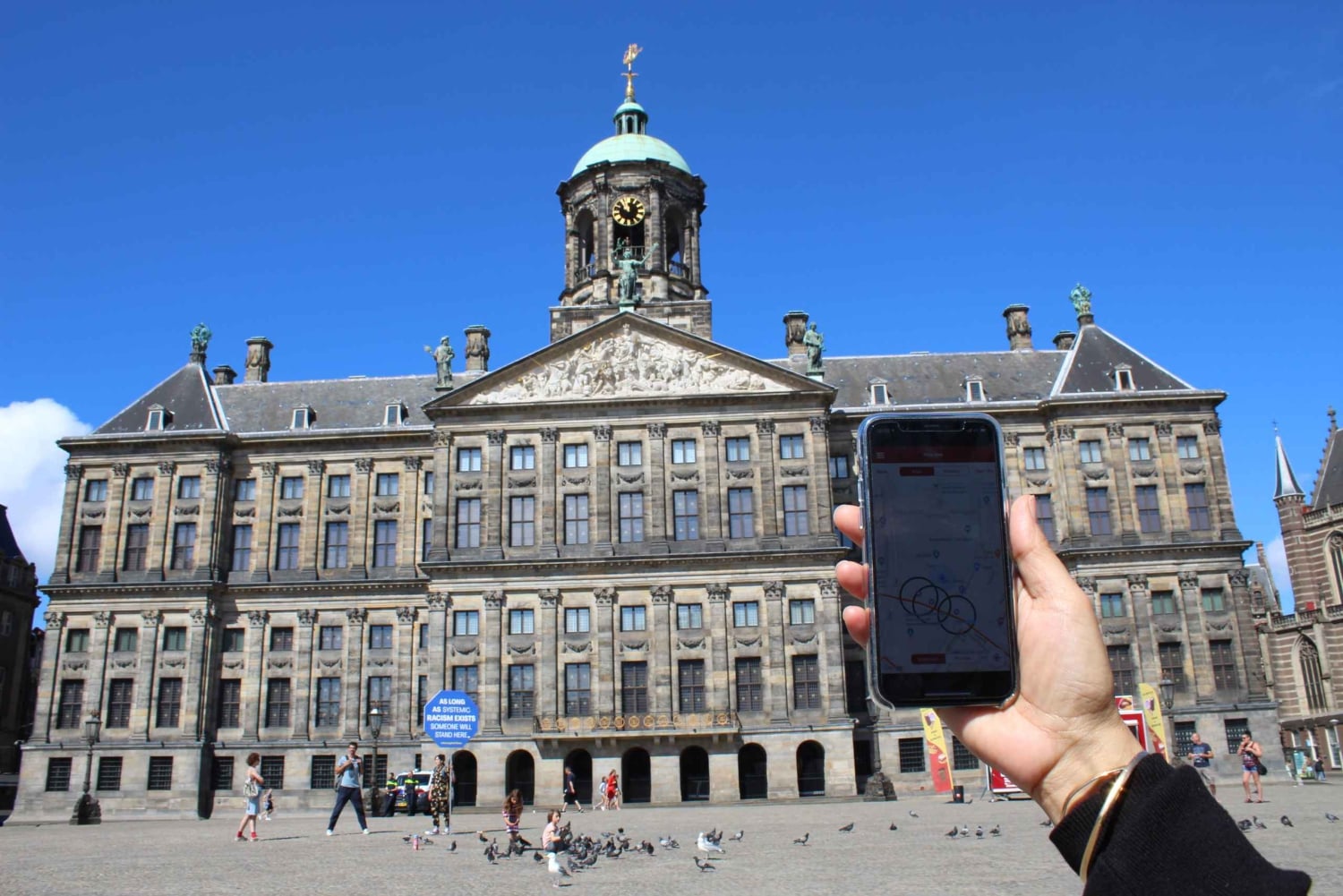 Amsterdam:: Cykeludlejning med gratis app til selvguidet tur