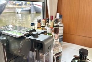 Amsterdam: Boat Cruise with drinks and nibbles