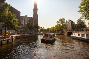 Amsterdam: Boat Cruise with drinks and nibbles