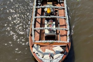 Amsterdam: Rondvaart met optioneel onbeperkt drankjes