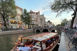 Amsterdam: Rondvaart met optioneel onbeperkt drankjes