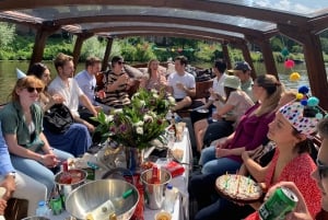 Amsterdam: Rondvaart met optioneel onbeperkt drankjes