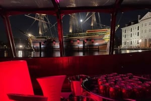 Amsterdam: Rondvaart met optioneel onbeperkt drankjes