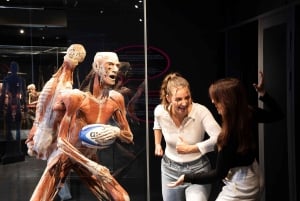 Амстердам: выставка Body Worlds и круиз по каналам