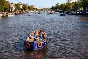 Amsterdam: Canal Booze Cruise with Unlimited Drinks Option