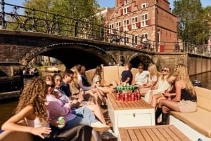 Amsterdam: Canal Booze Cruise with Unlimited Drinks Option