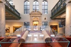 Amsterdam: Tickets für die Grachtenfahrt und das jüdische Kulturviertel