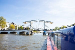 Amsterdam: Canal Cruise and Moco Museum Combined Ticket