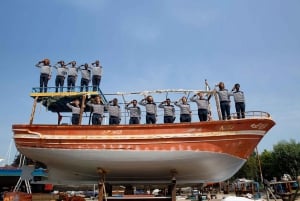 Amsterdam: Canal Cruise on a Wooden Refugee Boat