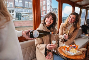 Amsterdam: Kanalcruise med bobler og noe å bite i
