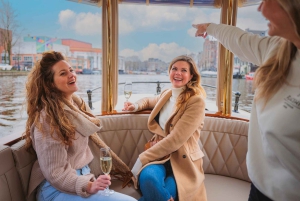 Amsterdam: Kanalcruise med bobler og noe å bite i