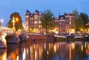 Amsterdam canal cruise with culinary burger or cheese & wine