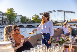 Amsterdam: 2 timmars kanalkryssning inkl. holländska snacks och drycker tillval