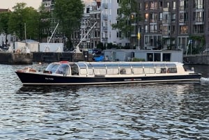 Amsterdam: Canal Cruise with Live Commentary & Audio Guide