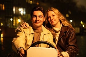 Amsterdam : Location de bateau de 2 heures pour un capitaine d'un jour