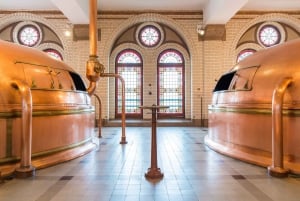 Amsterdam - en kanalrunda Kryssning i stadskanalen och Heineken-upplevelse