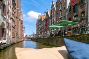 Amsterdam: Evening Canal Cruise with Unlimited Drinks