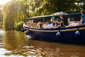 Amsterdam: City Highlights Small Boat Canal Cruise with host